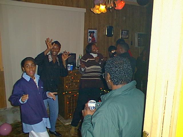 fri4.jpg (48111 bytes)
